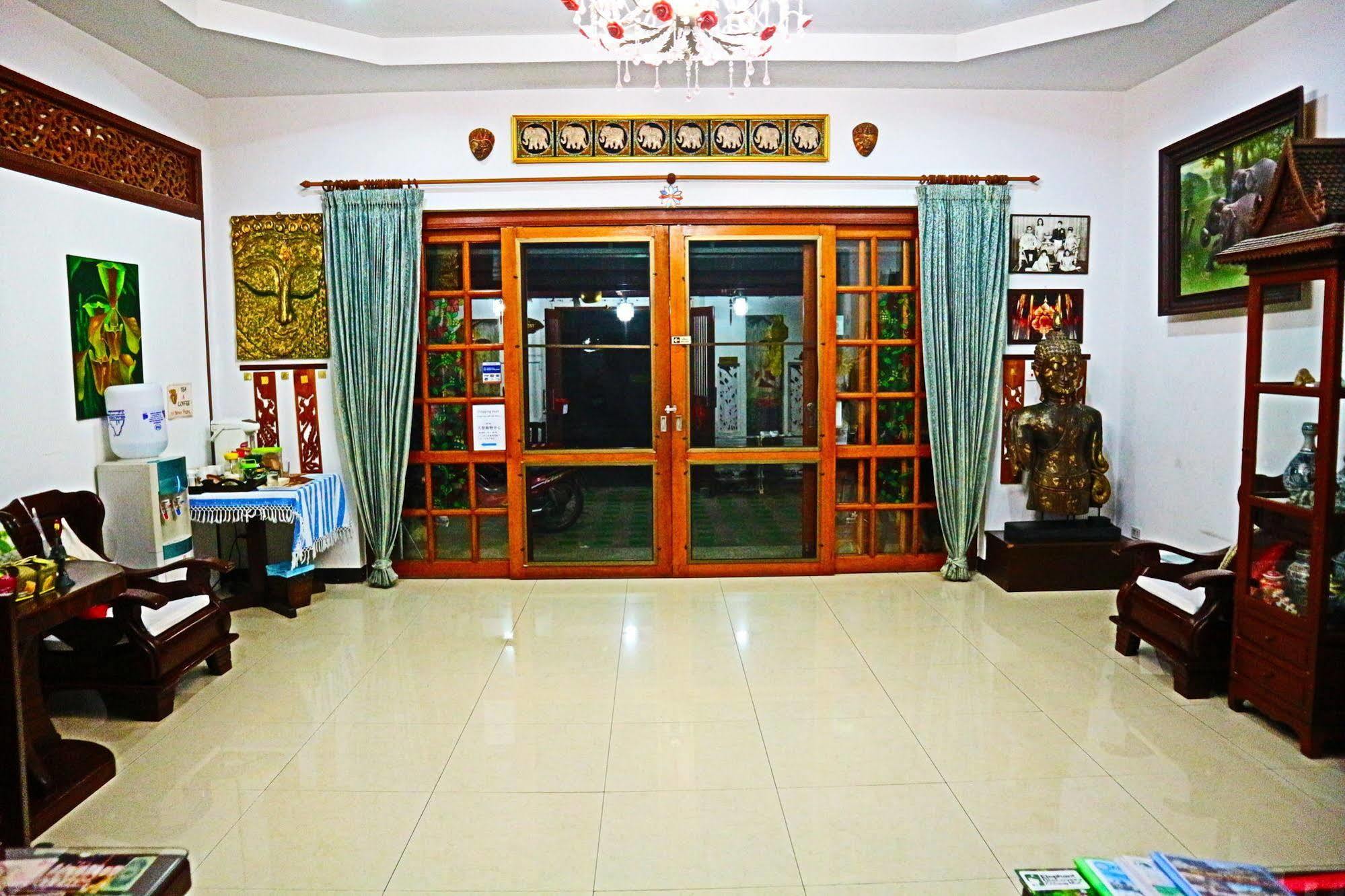 Mirrisa Nimman Hotel Chiang Mai Exterior photo
